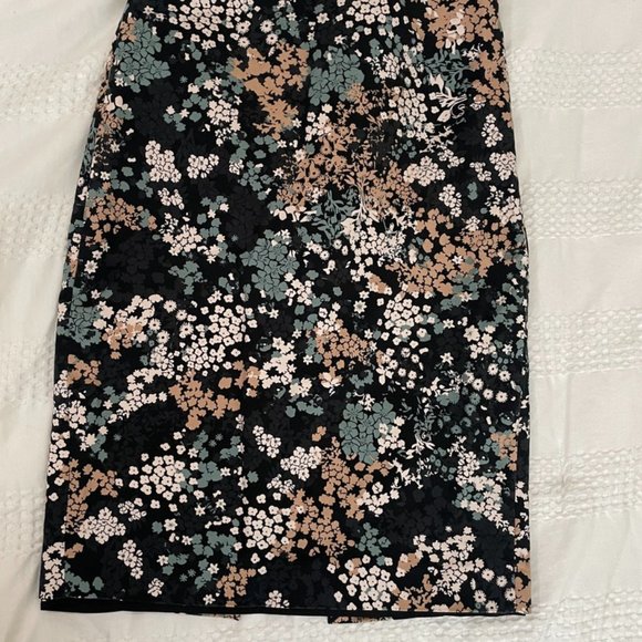 RW & CO. Pencil Skirt - Picture 1 of 3
